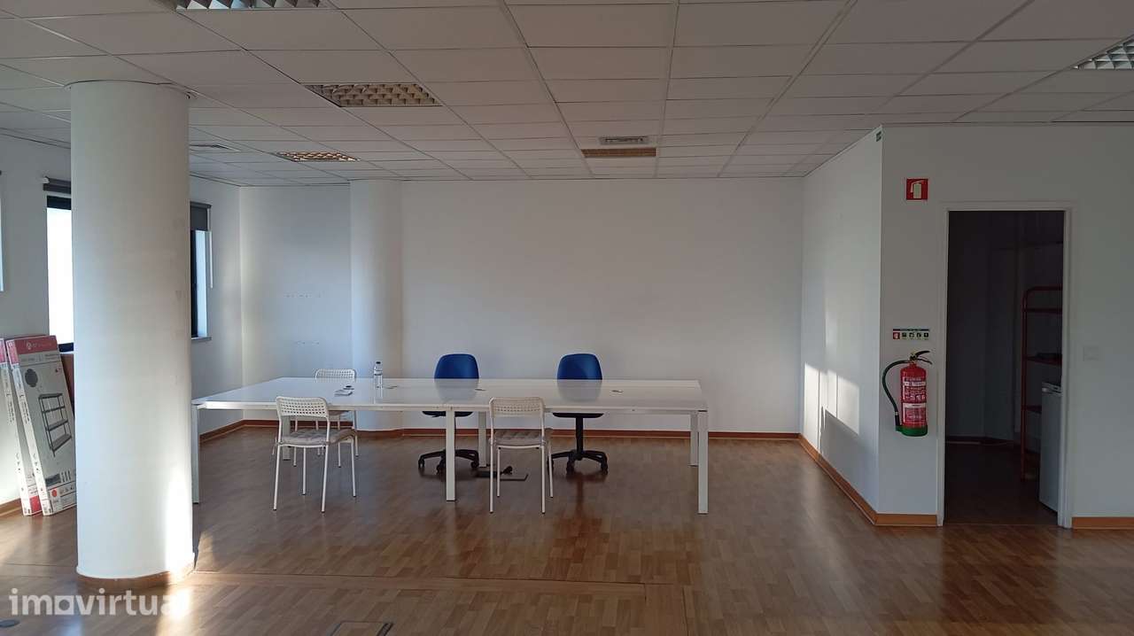 Escritório 105 m² em Miraflores, Algés – edifício de prestígio - Grande imagem: 3/12