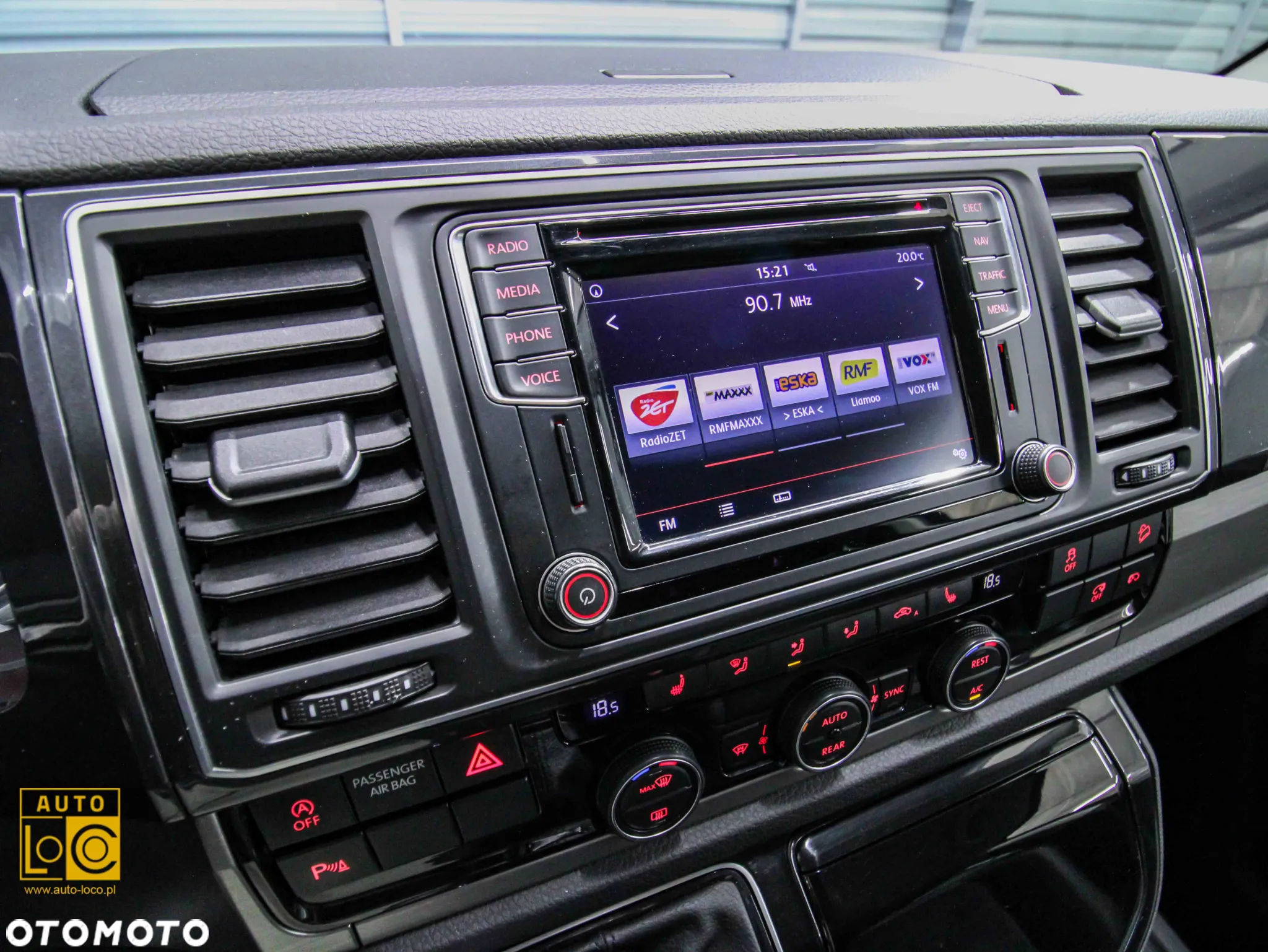 Volkswagen Multivan 2.0 BiTDI L2 Comfortline 4Motion DSG - 24
