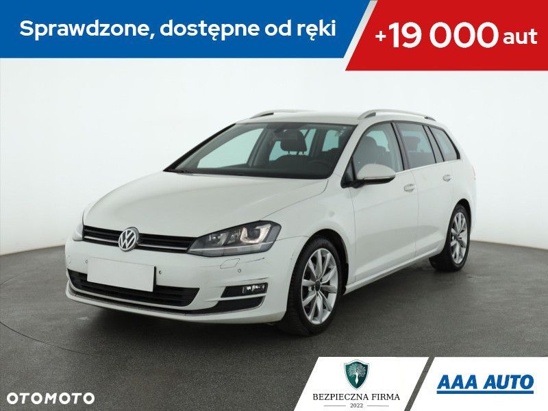 Volkswagen Golf - 1