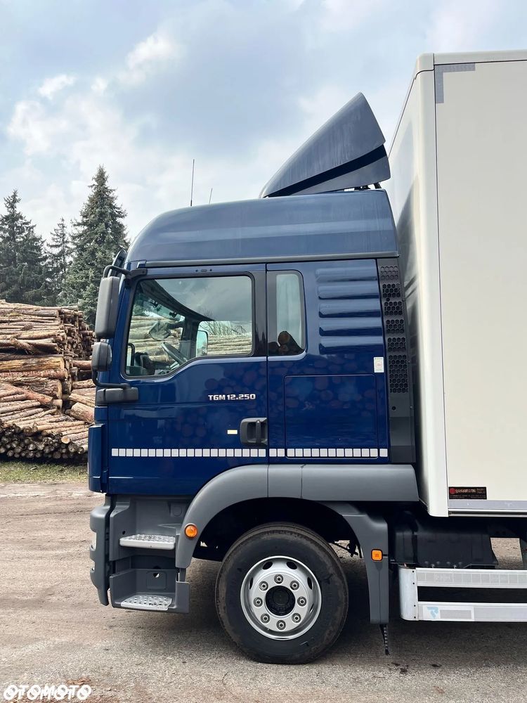 MAN TGM 15.250 KONTENER 8.20 m | 20 PALET | - 8