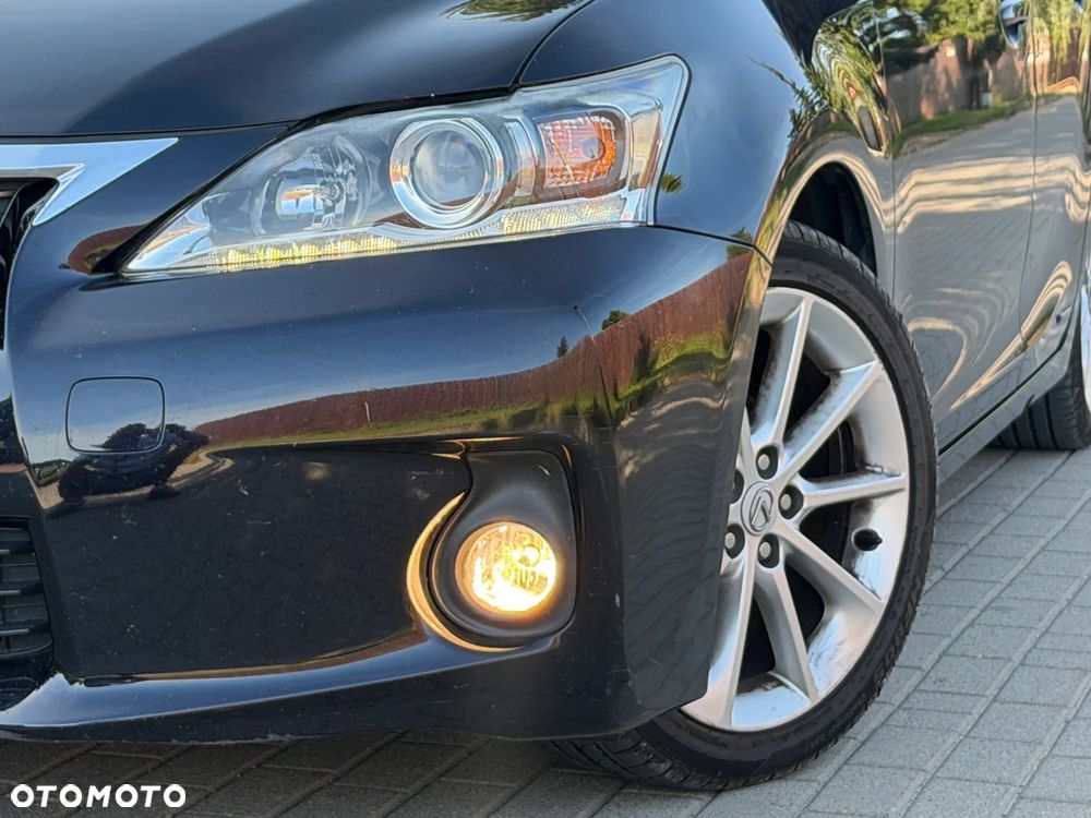 Lexus CT 200h Prestige - 27