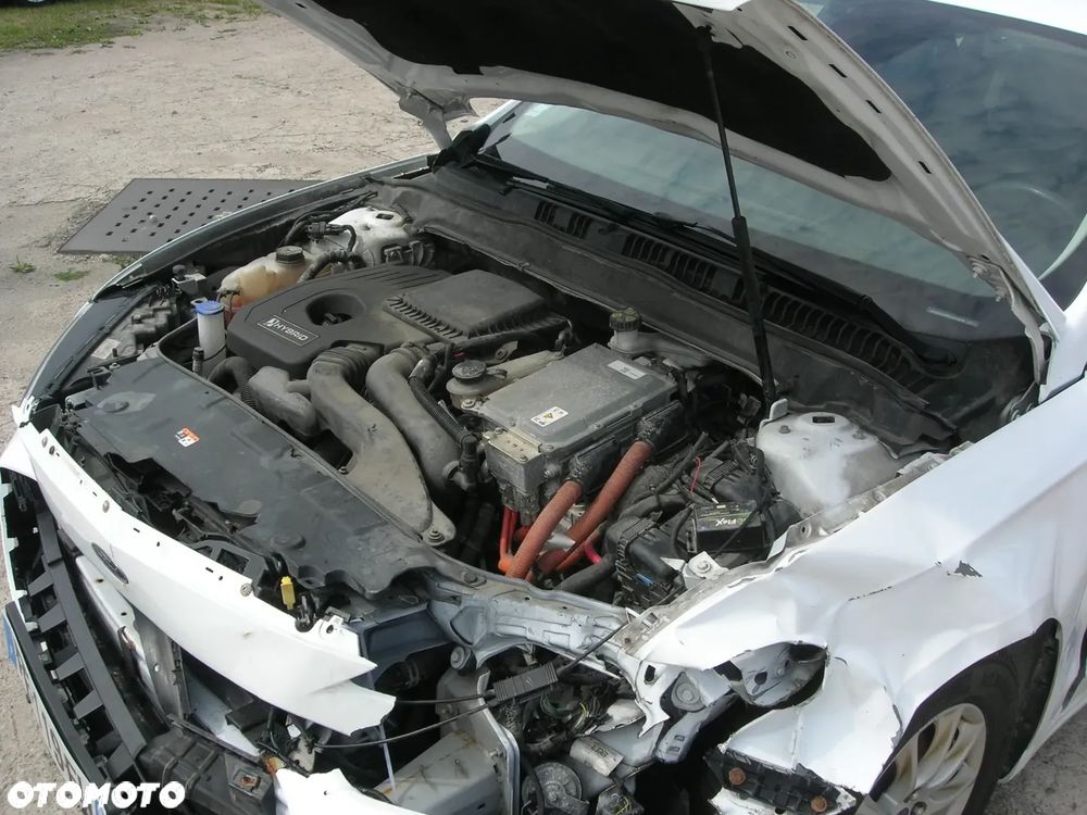 Ford Mondeo 2.0 Hybrid Trend - 9