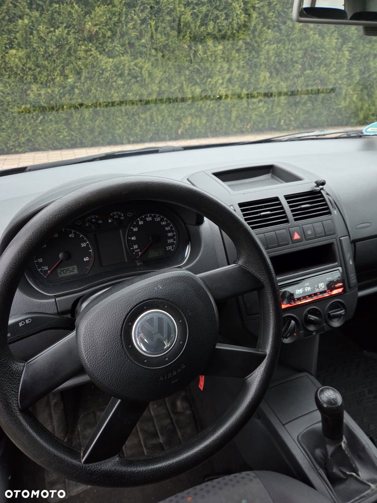 Volkswagen Polo - 10