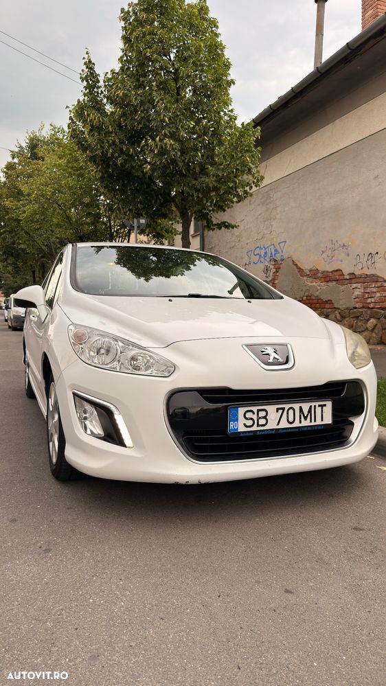 Peugeot 308 1.6 e-HDI FAP STT Active - 3