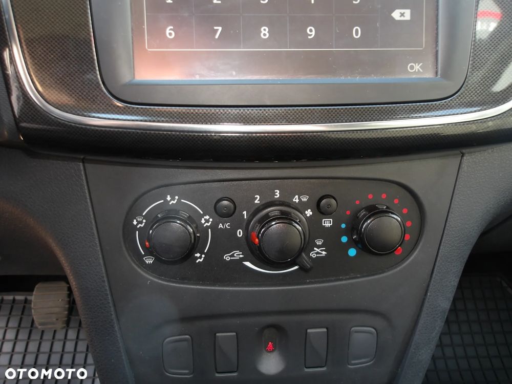 Dacia Sandero SCe 75 Essentiel - 31