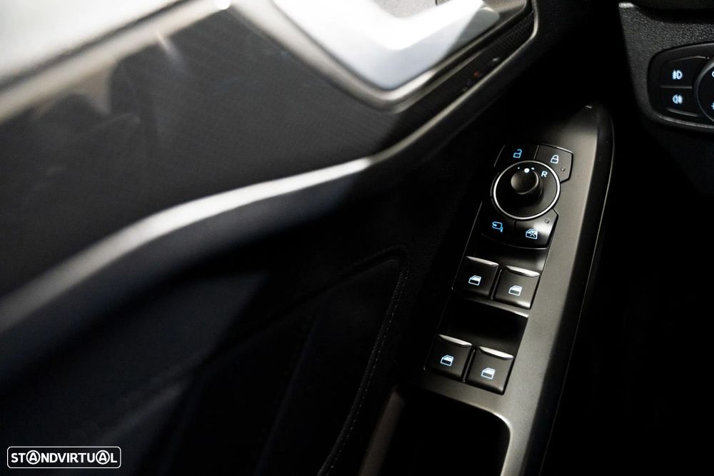 Ford Focus 1.0 EcoBoost MHEV ST-Line Style SIP - 13