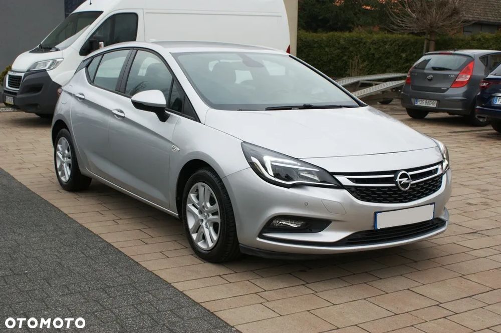 Opel Astra 1.6 D (CDTI) Business - 1