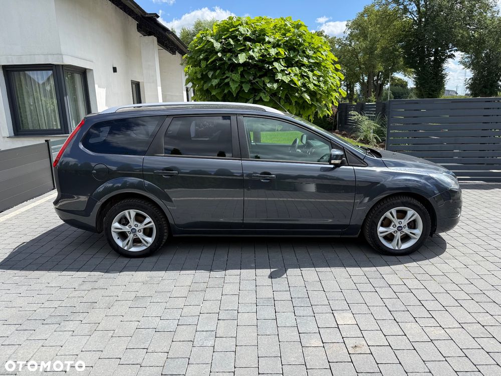 Ford Focus 1.6 Ti-VCT Titanium - 12