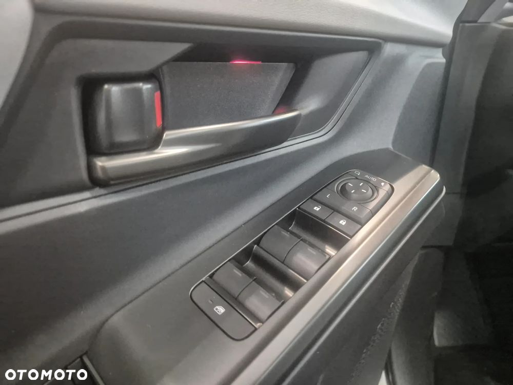 Toyota C-HR+ 77kWh 4x4 Executive - 8