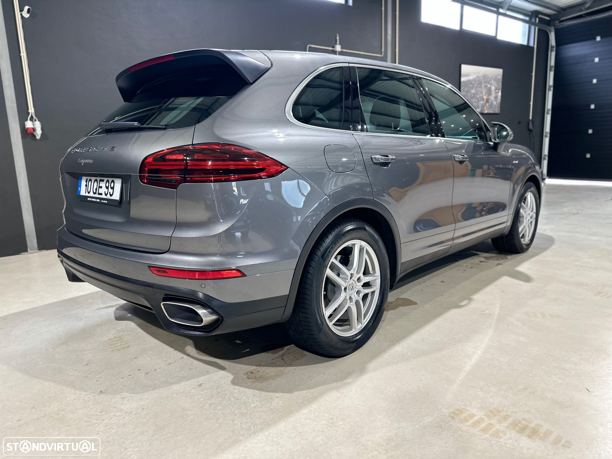 Porsche Cayenne Standard - 11