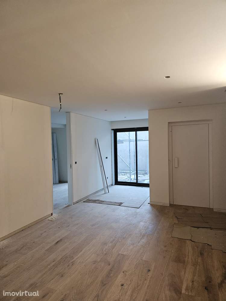 Moradias T4 Porto Boavista zona dos Hoteis - Grande imagem: 3/5