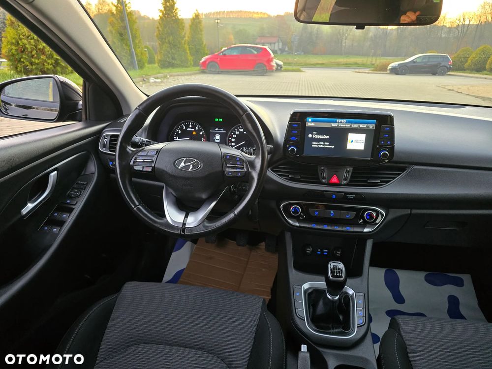 Hyundai i30 1.4 Passion - 25