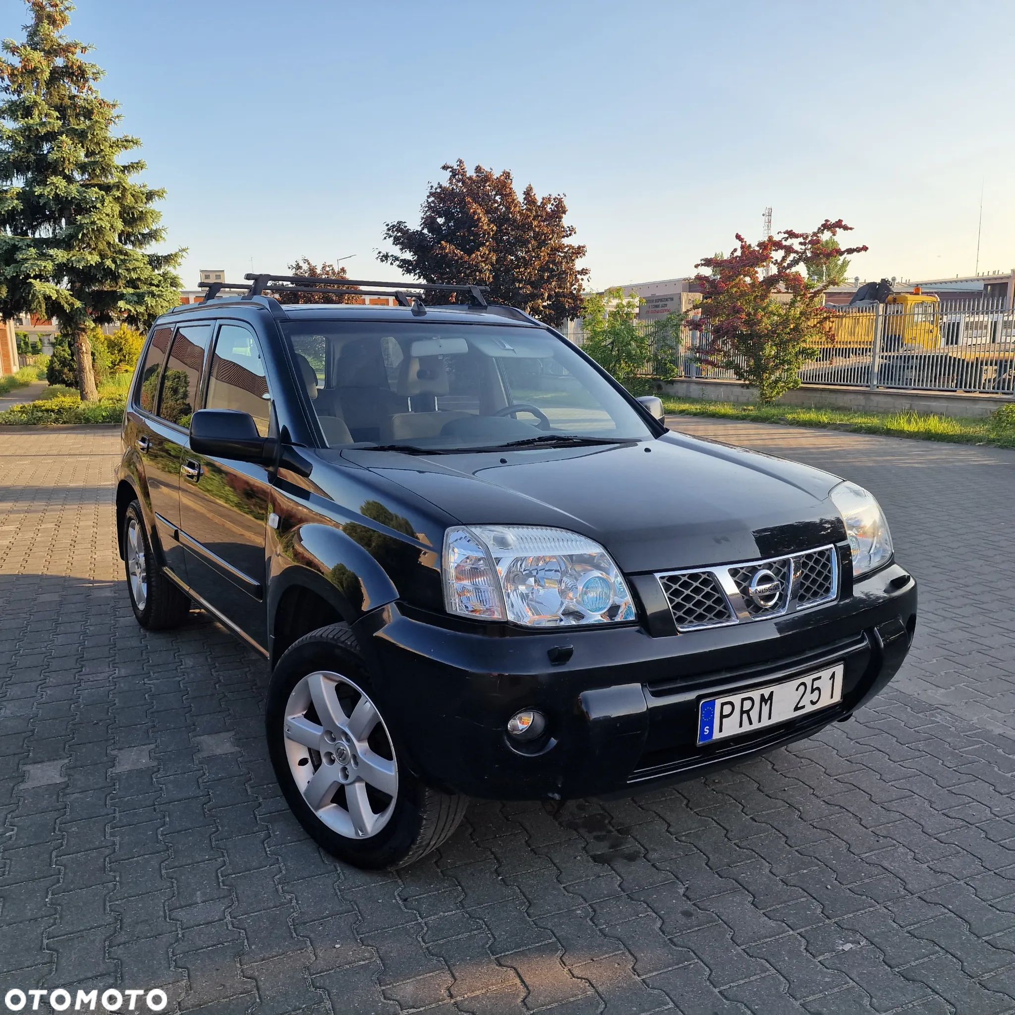 Nissan X-Trail - 1