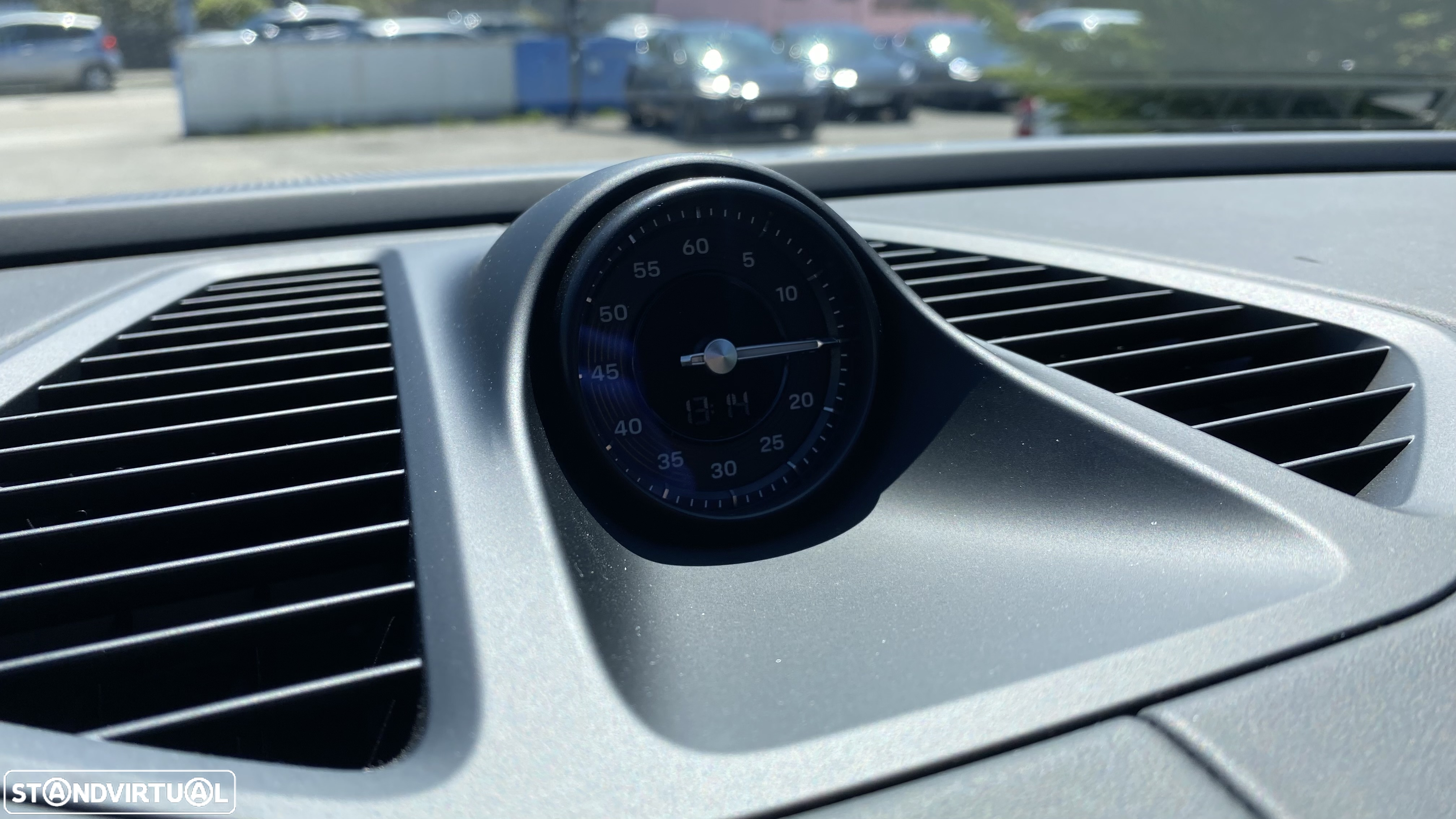Porsche Macan Standard - 52