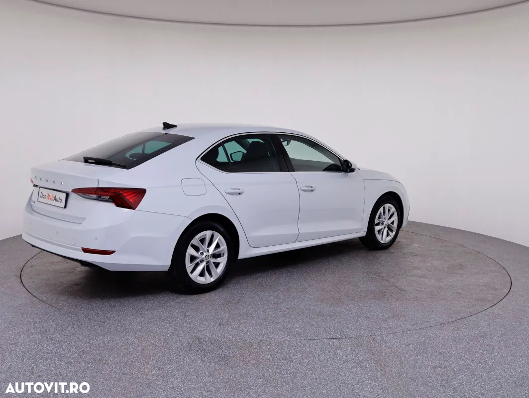 Skoda Octavia 2.0 TDI DSG Style - 5
