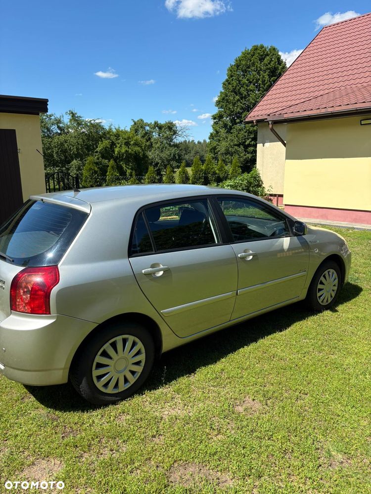 Toyota Corolla 1.4 D-4D - 4