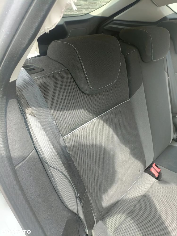 FORD FOCUS III MK3 10-19 2011 r. 5D HB kanapa tylna siedzenia  * - 6