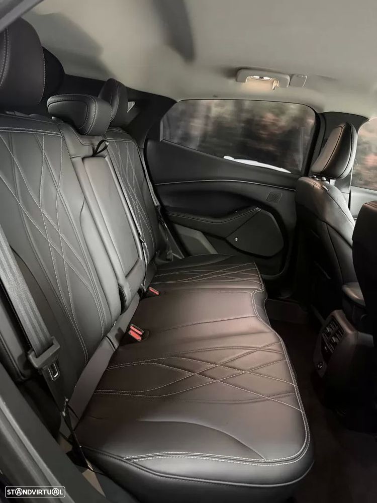 Ford Mustang Mach-E 75.7 kWh Premium AWD - 12