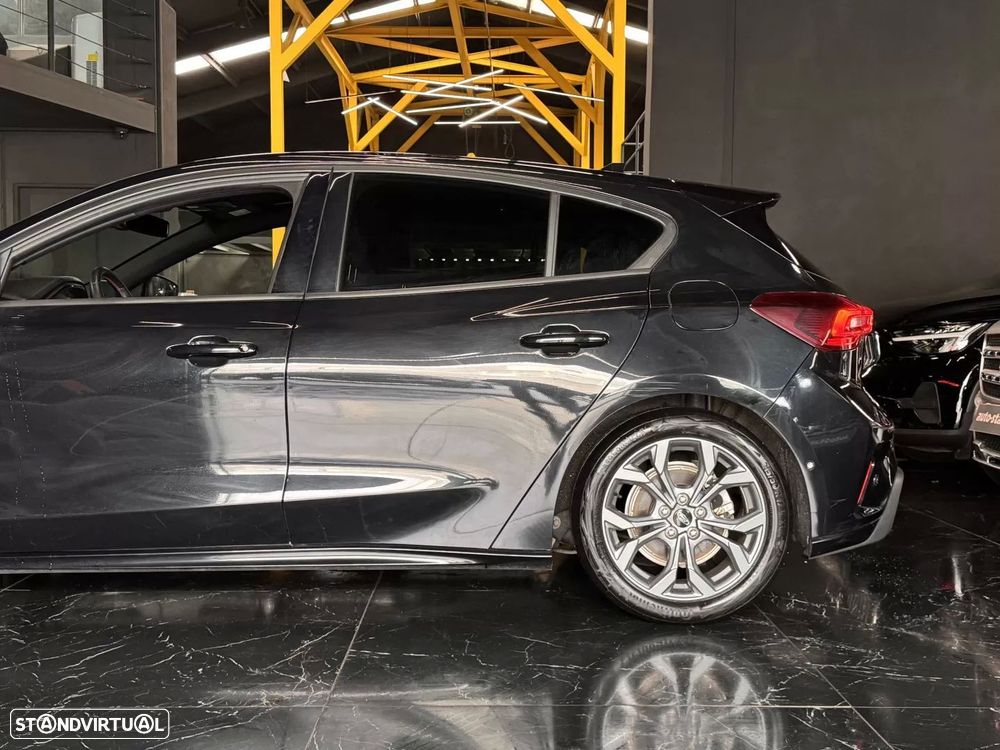 Ford Focus 1.0 EcoBoost MHEV ST-Line Aut. - 11