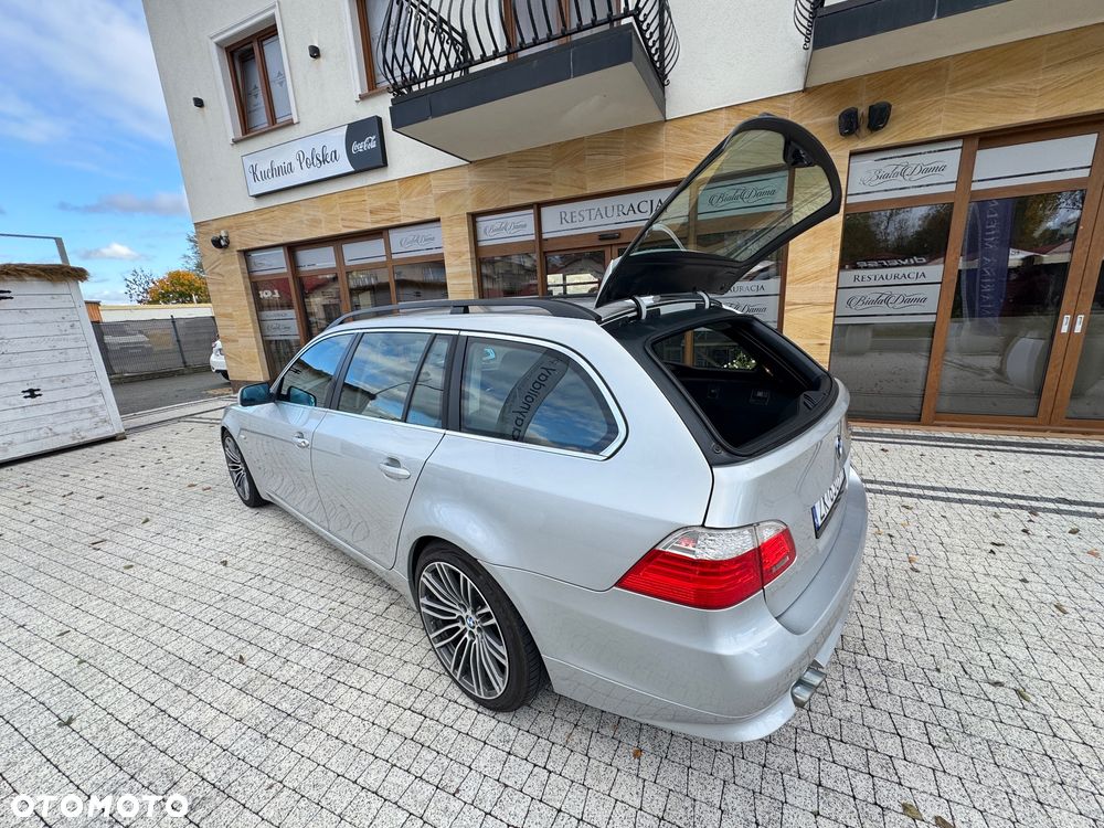 BMW Seria 5 523i - 7