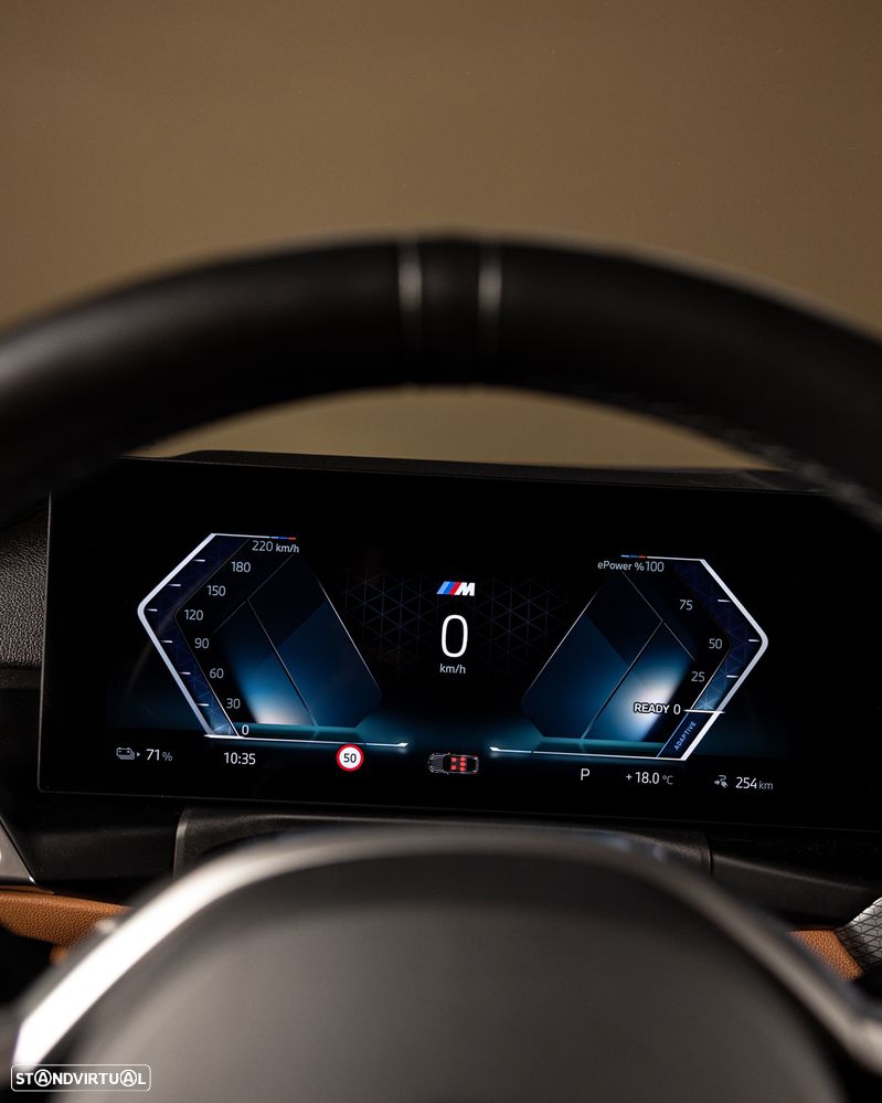 BMW i4 eDrive40 Pack Desportivo M Pro - 16