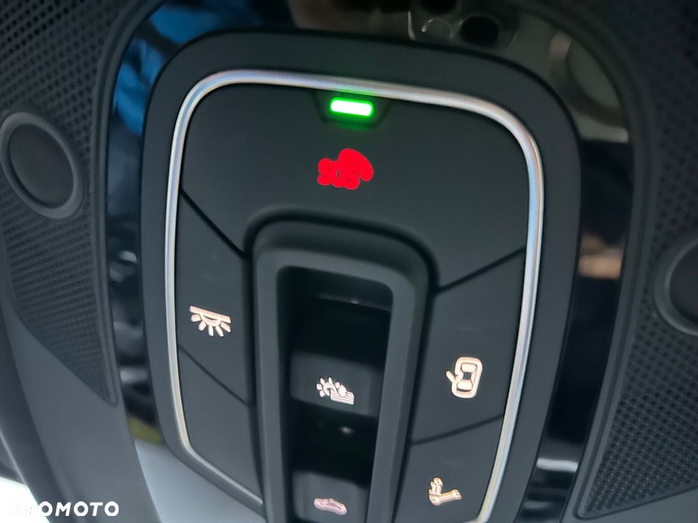 Audi A4 Avant 2.0 TDI ultra S tronic - 7