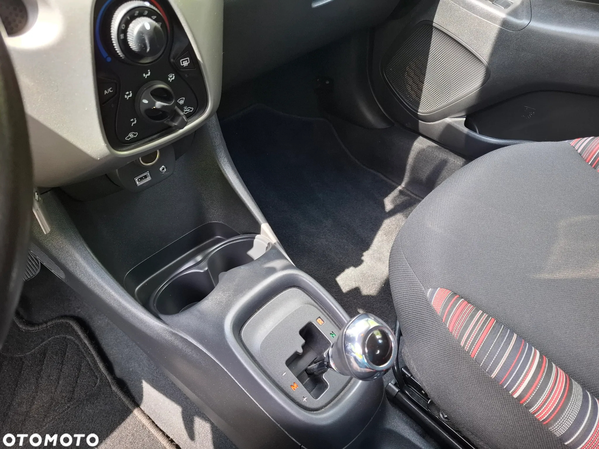 Citroën C1 1.0 VTi Feel ETG EU6 - 18