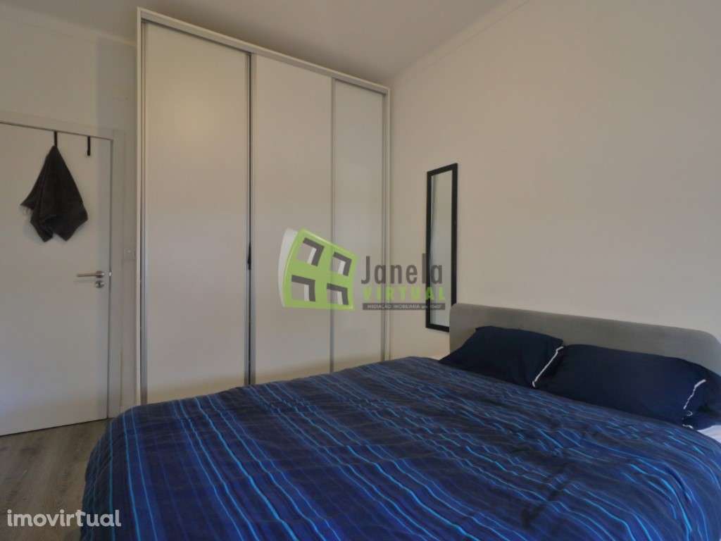 Apartamento T2 Remodelado - Baixa da Banheira - Grande imagem: 4/24