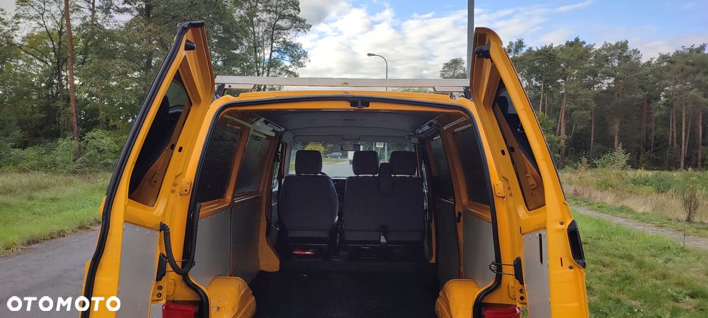 Volkswagen Transporter - 21