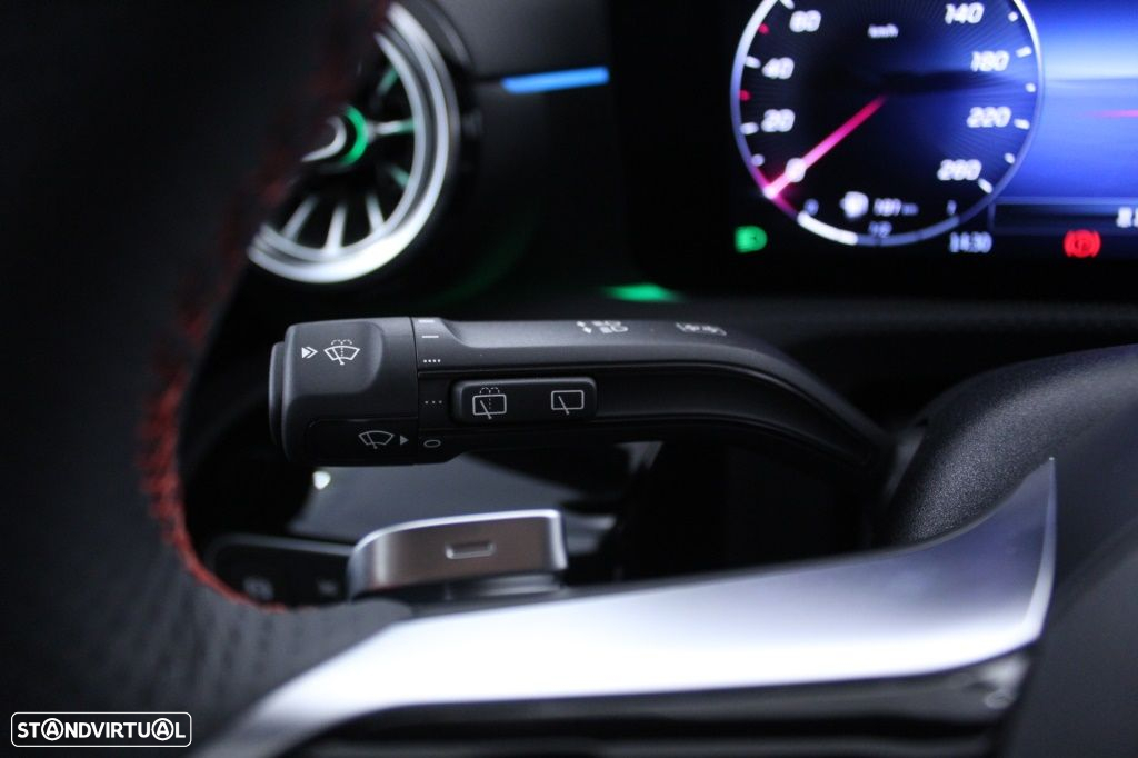 Mercedes-Benz CLA 180 - 23