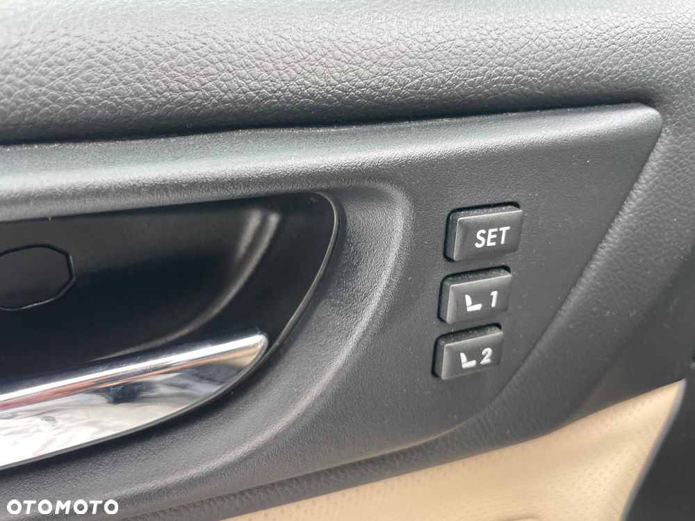 Subaru Outback 2.5i Exclusive (EyeSight) Lineartronic - 31