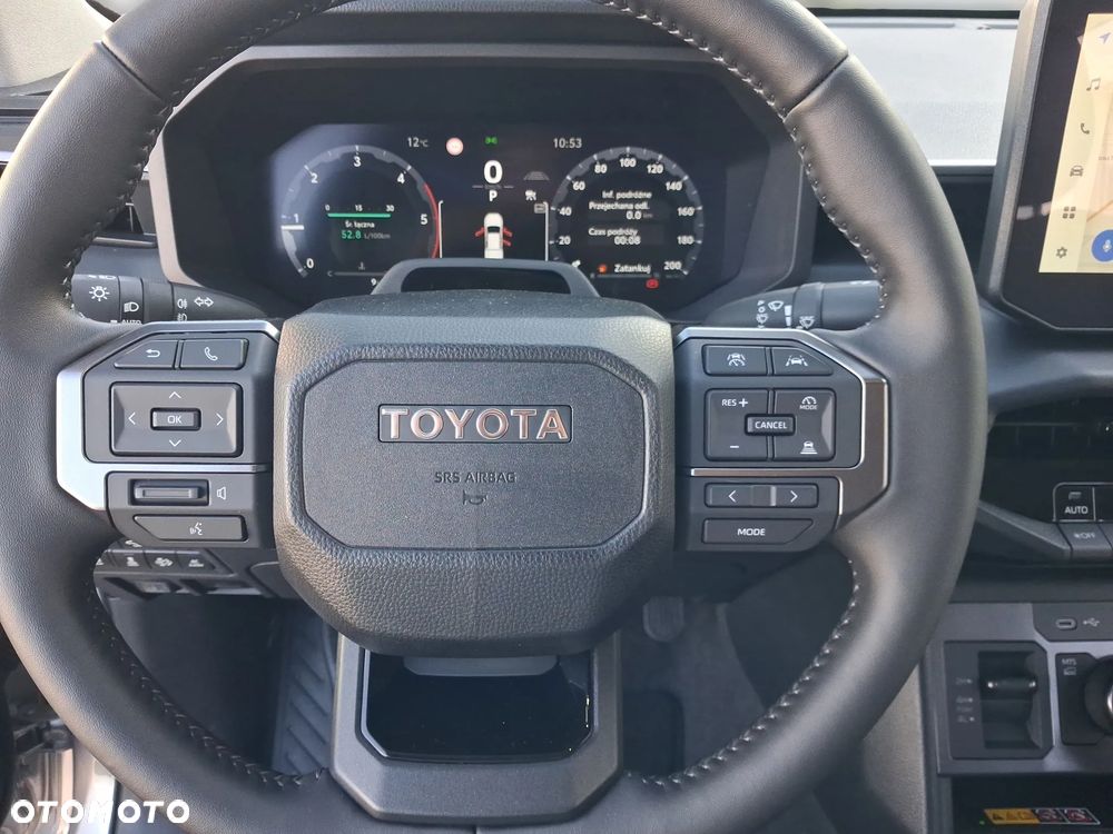 Toyota Hilux - 15
