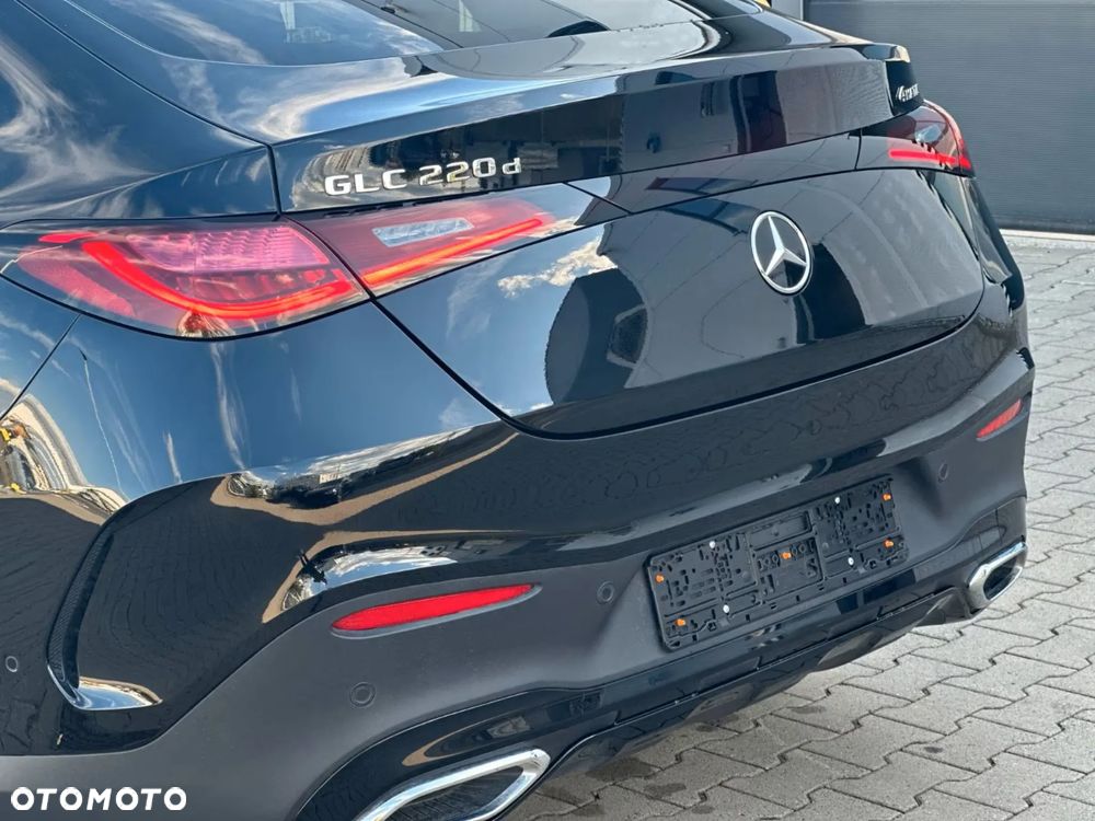 Mercedes-Benz GLC Coupe 220 d mHEV 4-Matic AMG Line - 11