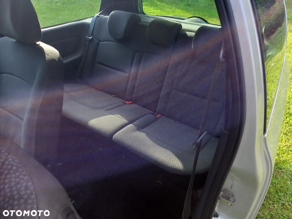 Renault Clio - 13