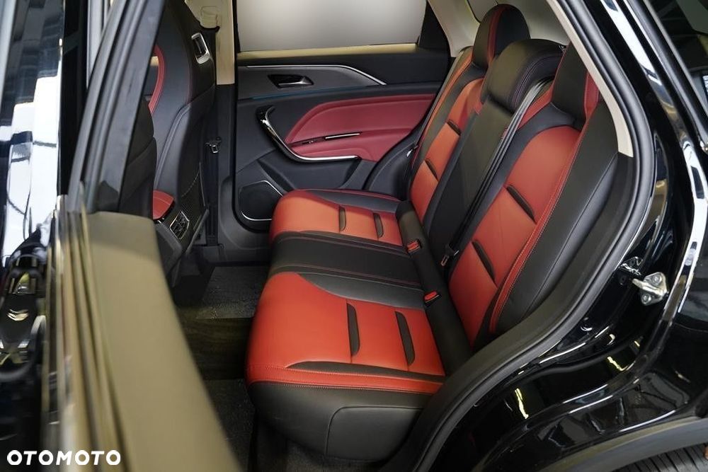 Bestune T77 1.5T Business DCT - 10