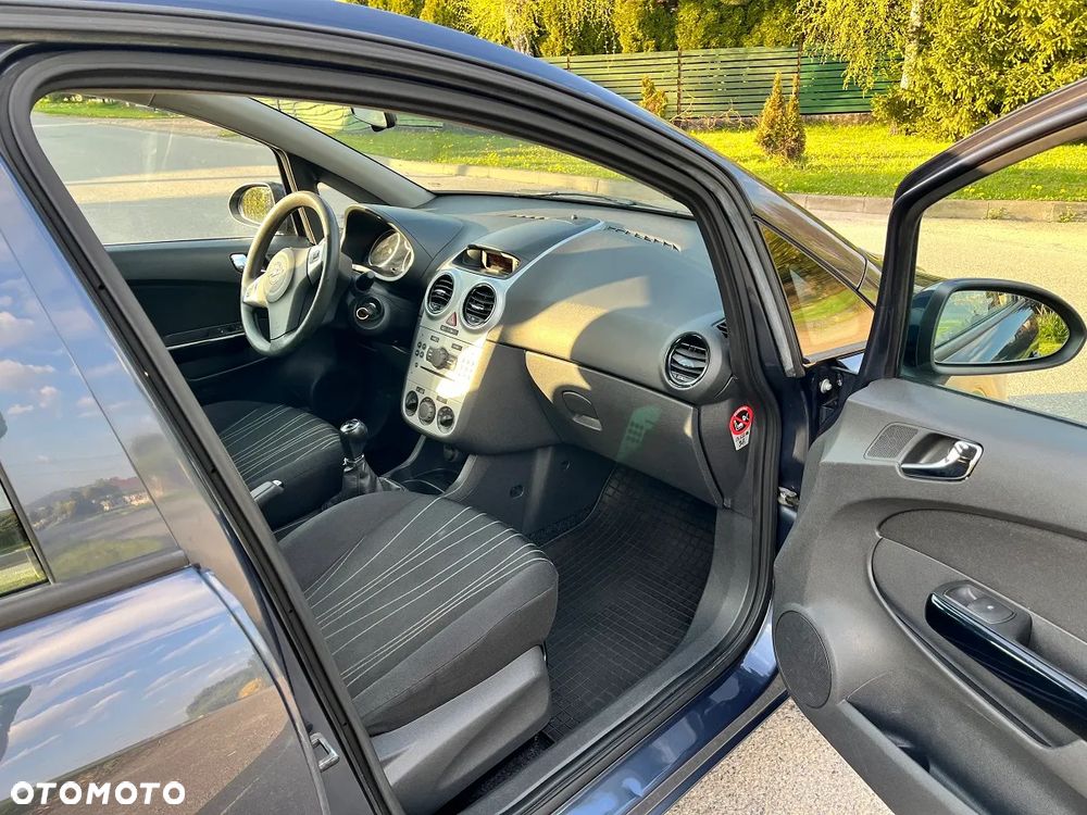 Opel Corsa 1.2 16V Edition - 21