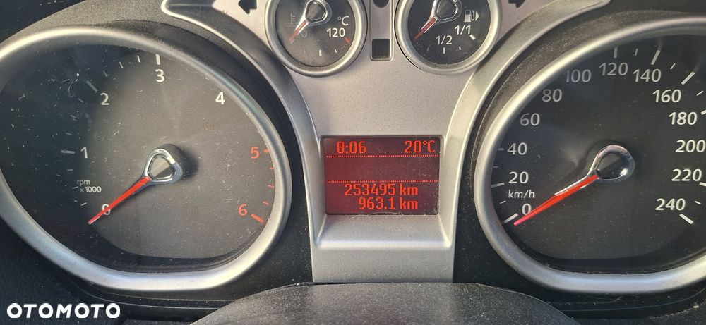 Ford Kuga 2.0 TDCi Titanium - 7
