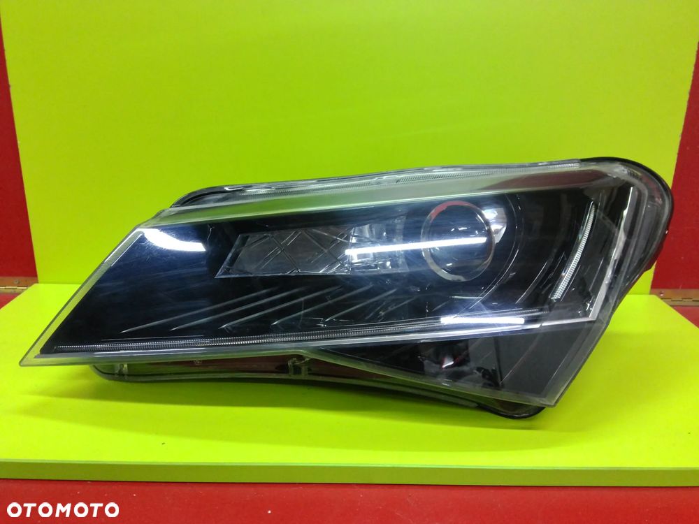 SKODA SUPERB III 15-18 3V1941015A LAMPA LEWA PRZÓD PRZEDNIA - 1