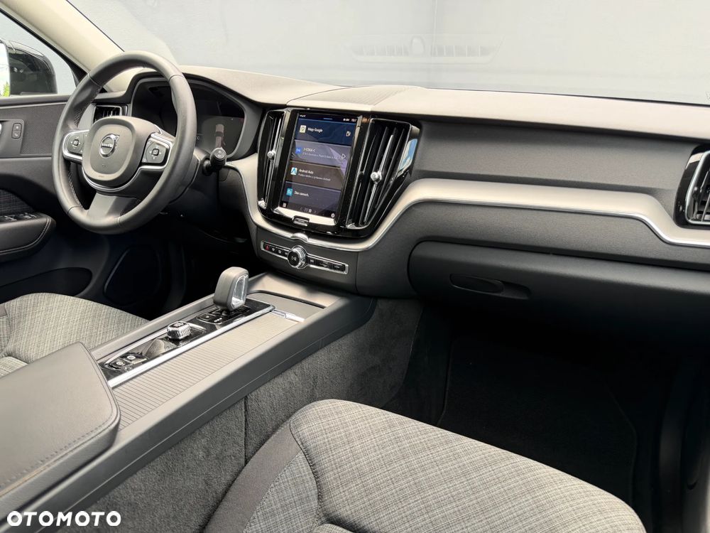 Volvo XC 60 B5 B AWD Core - 23