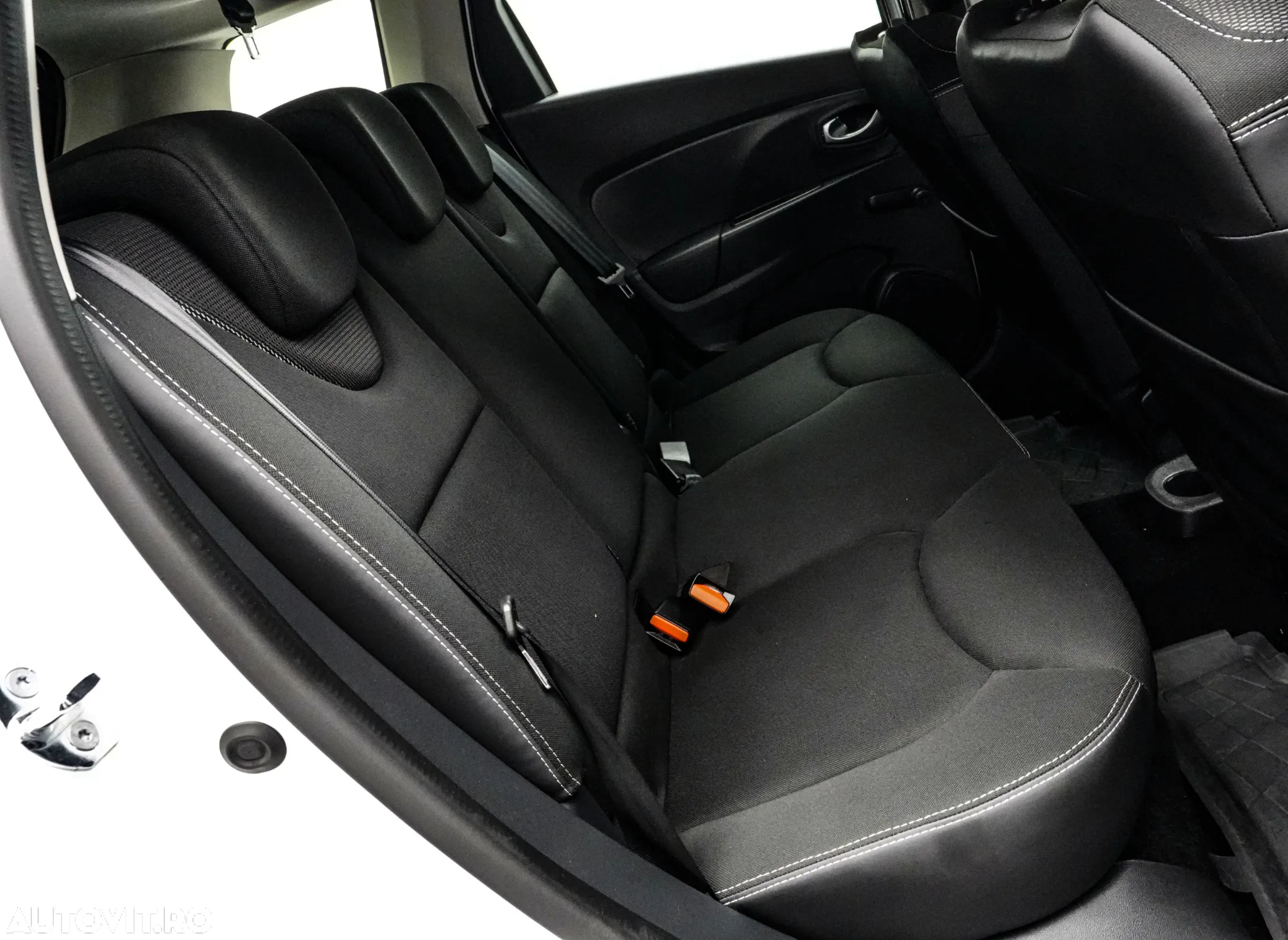 Renault Clio Estate Energy TCe Zen - 17