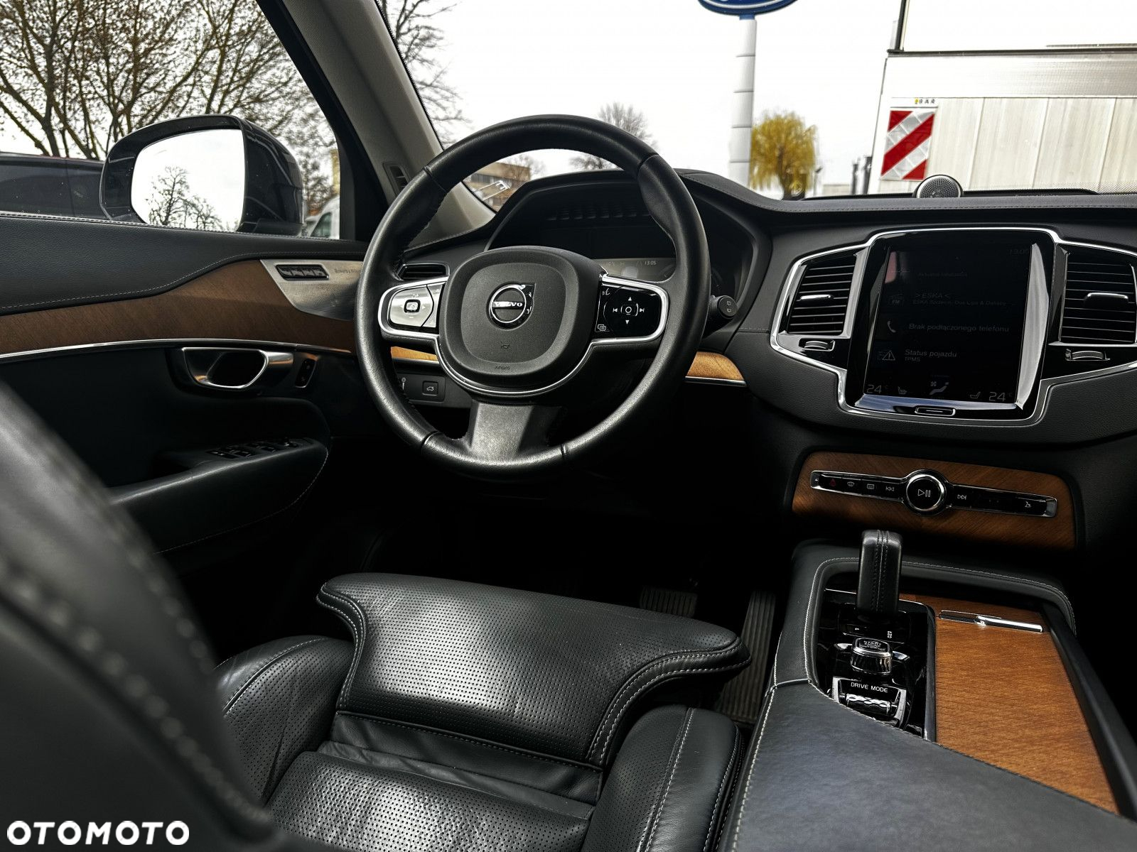 Volvo XC 90 - 21