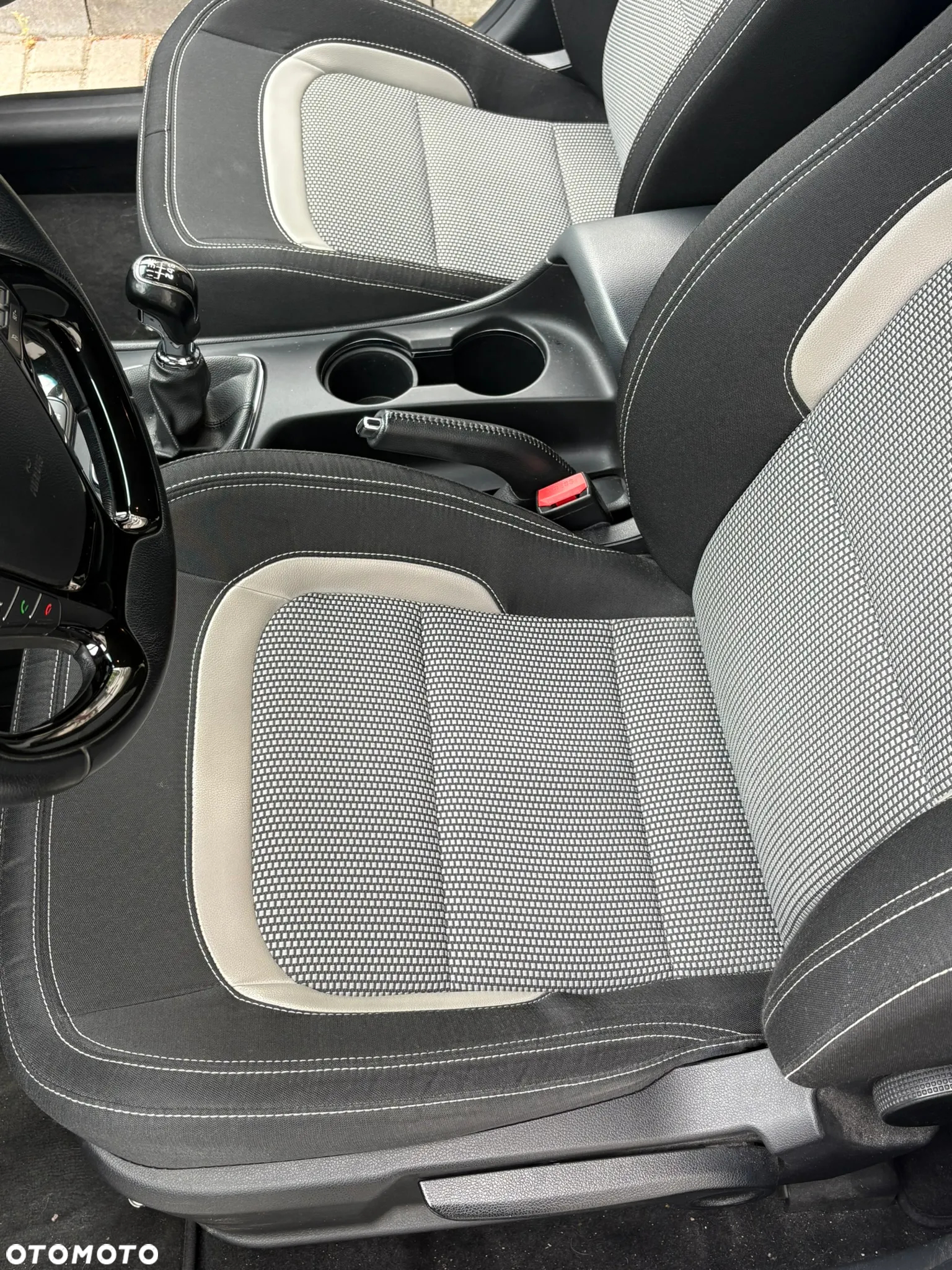 Kia Ceed Cee'd 1.6 GDI Business Line - 16