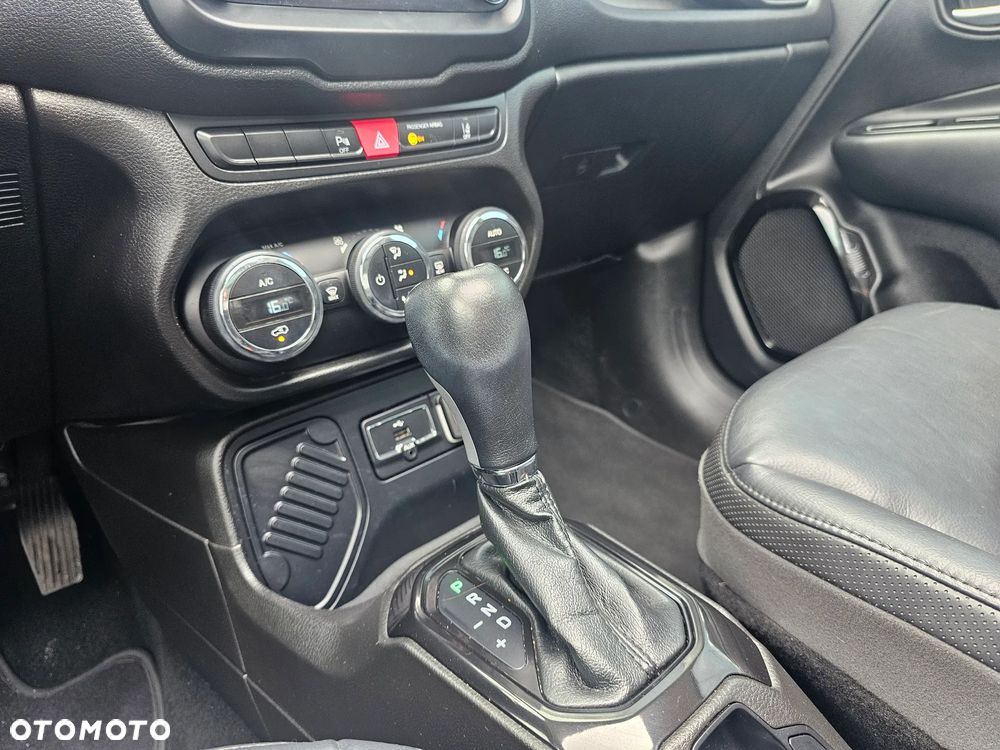 Jeep Renegade - 19