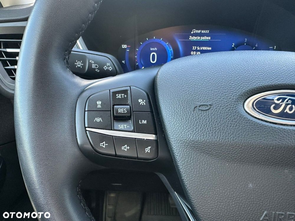 Ford Kuga - 14