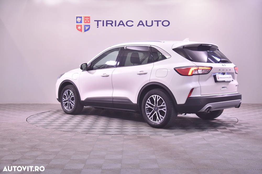 Ford Kuga - 4