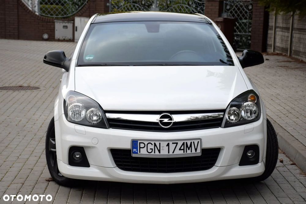Opel Astra III GTC 1.6 Sport - 4