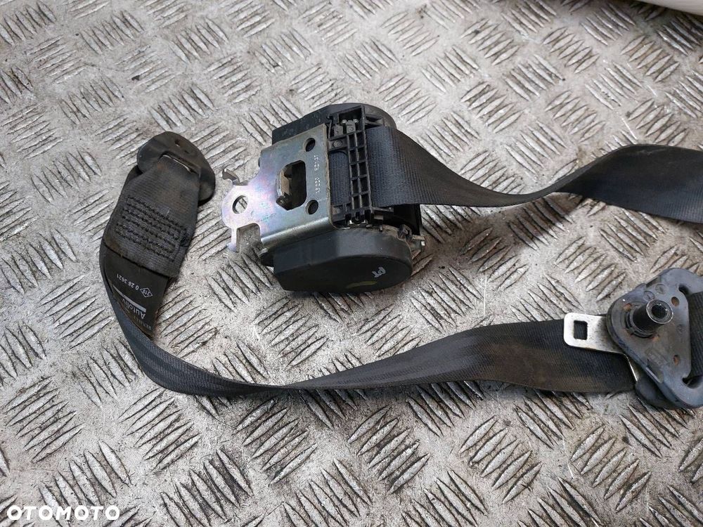 PAS BEZPIECZEŃSTWA PRAWY TYŁ KANGOO II - 2