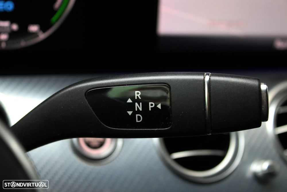 Mercedes-Benz E 300 de Exclusive Line - 38