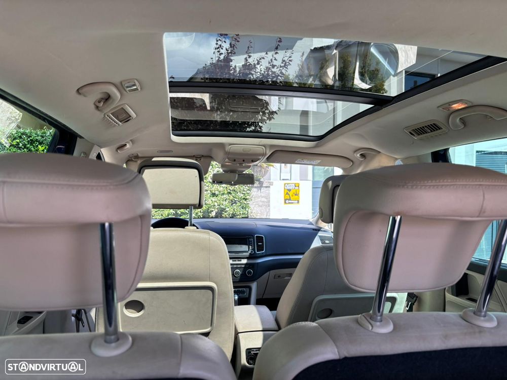 VW Sharan 2.0 TDI Highline DSG - 29