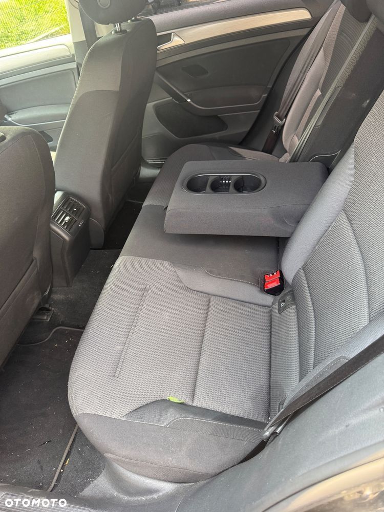Volkswagen Golf VII 1.6 TDI BMT Comfortline - 20